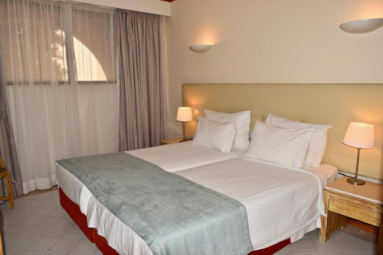 Clube Oceano Apartments Albufeira Bagian luar foto